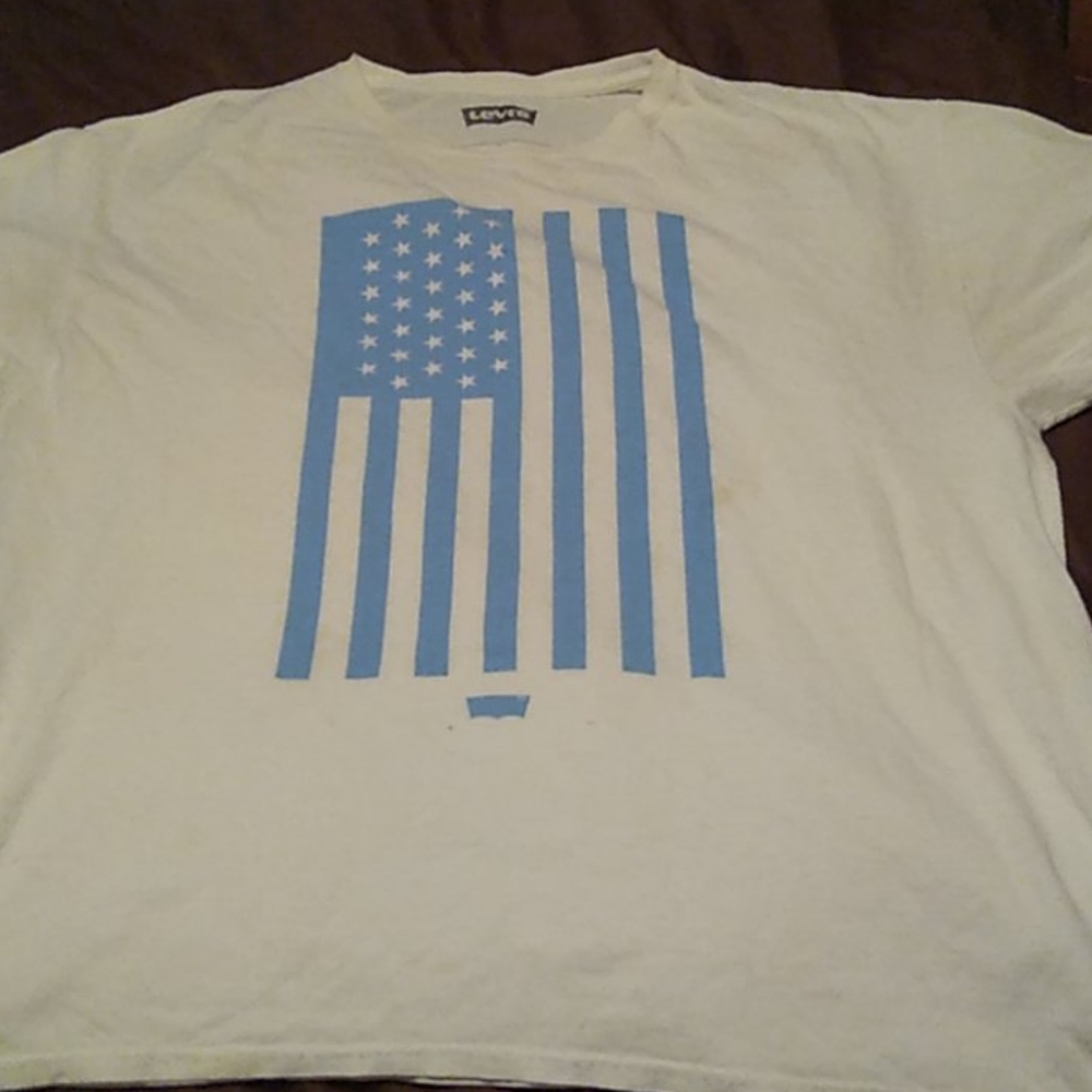 Levi shirt